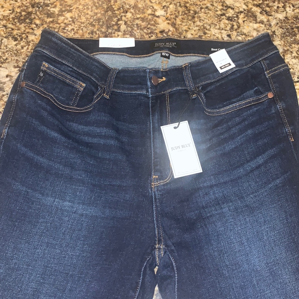 NWT Judy Blue Size 16W bootcut jeans